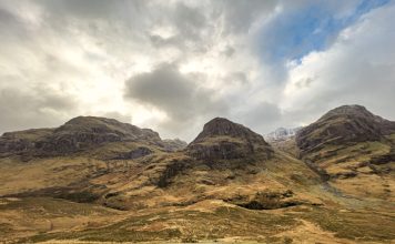 Szkocja – Highlands, Grassmarket, Witche’s Well oraz serial Outlander – historie, które warto znać Glencoe, Wzgórza Trzy Siostry